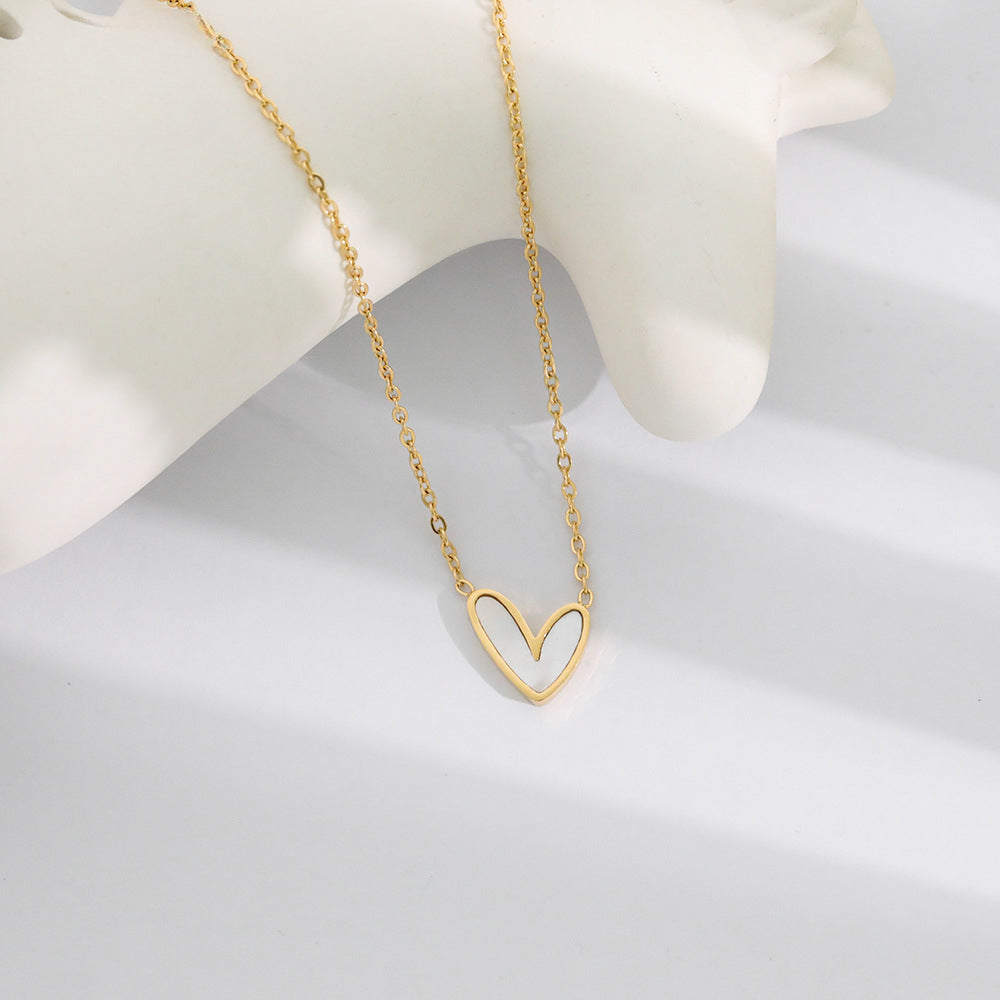 Wholesale Shell Love Titanium Steel Irregular Necklace Clavicle Chain